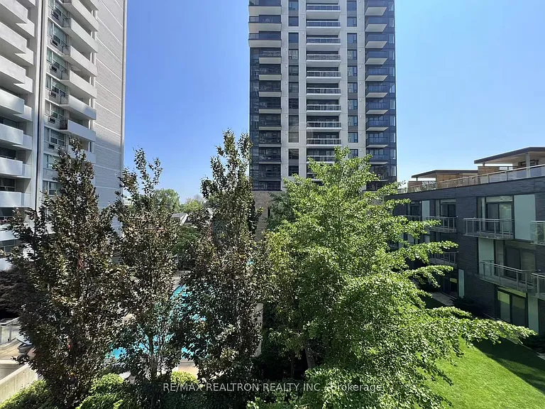 83 Redpath Ave #204 — Photo 27