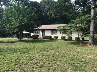 3700 Camp Stewart Rd, Charlotte, NC 28215