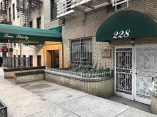 2nd image of 230 E 52nd St #1A