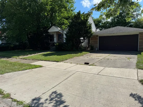 13225 Longtin St, Southgate, MI 48195