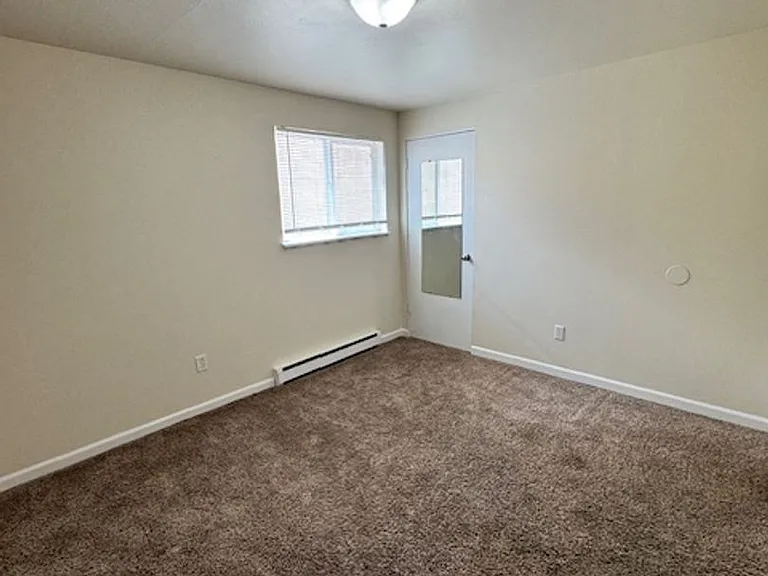 Boulder Manor — Photo 15