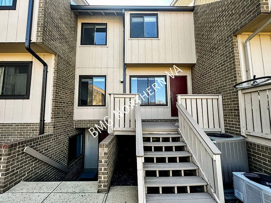 2689 Glengyle Dr #33