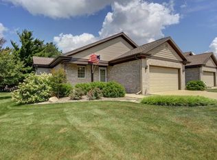 1504 Theodore Dr, Champaign, IL 61821