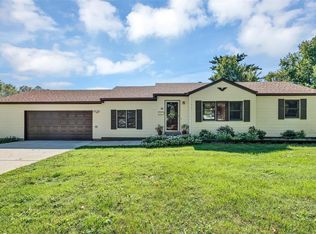 10 Norshire Ln, Hazelwood, MO