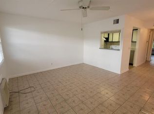 122 Hastings E #H, West Palm Beach, FL 33417