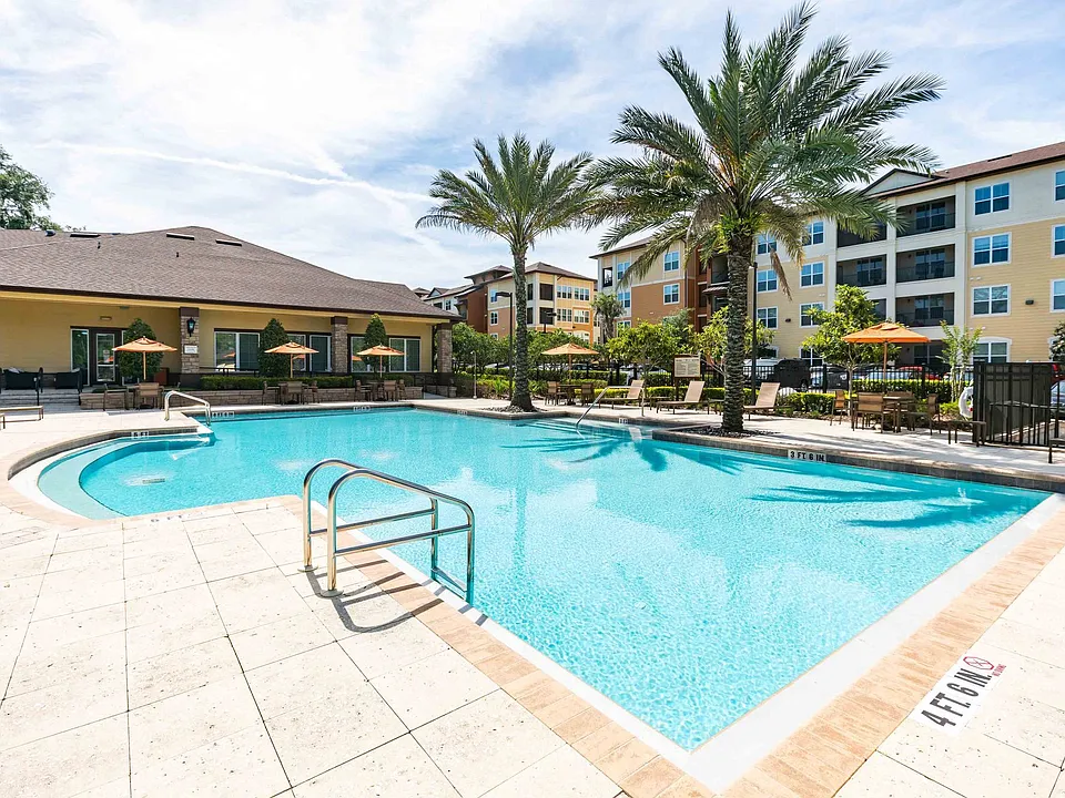 The Addison at Tampa Oaks