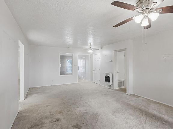 5th image of 1510 Sandy Lane Ct SE