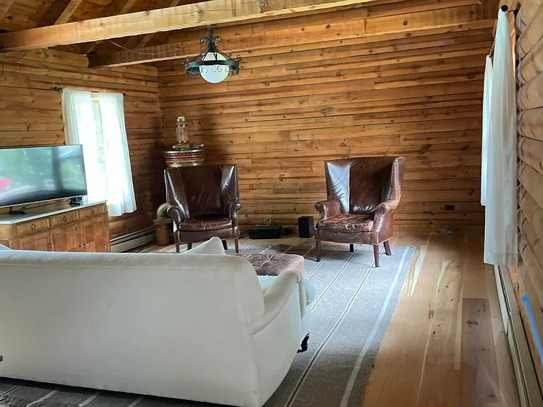 375 Arrowhead Dr — Photo 6