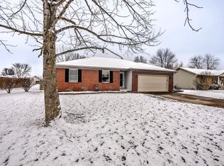 6033 Glacier Dr, Newburgh, IN 47630