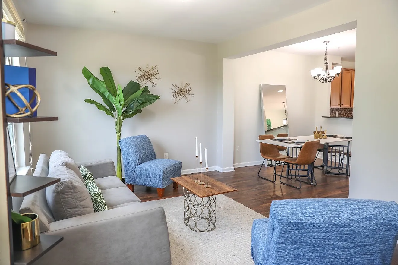 4 bed, 1818 sqft, $3,300 — Photo 3