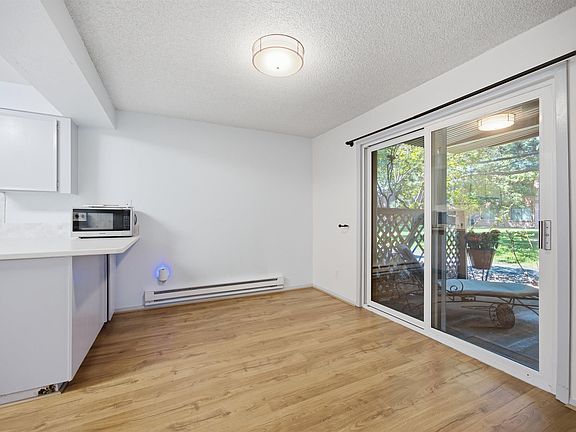 5th image of 3121 W Hood Ave APT C101