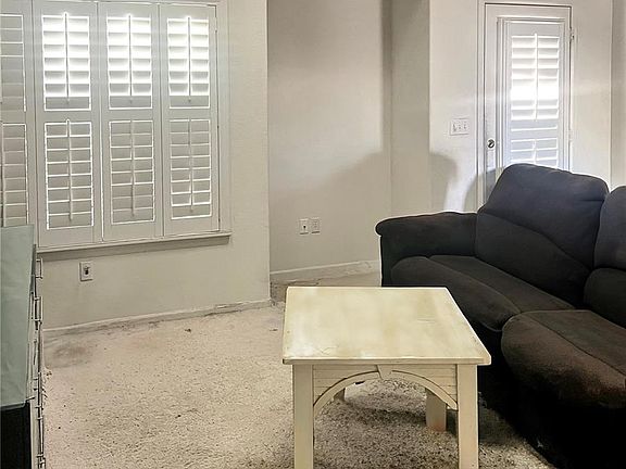 4th image of 2322 Beacham Dr