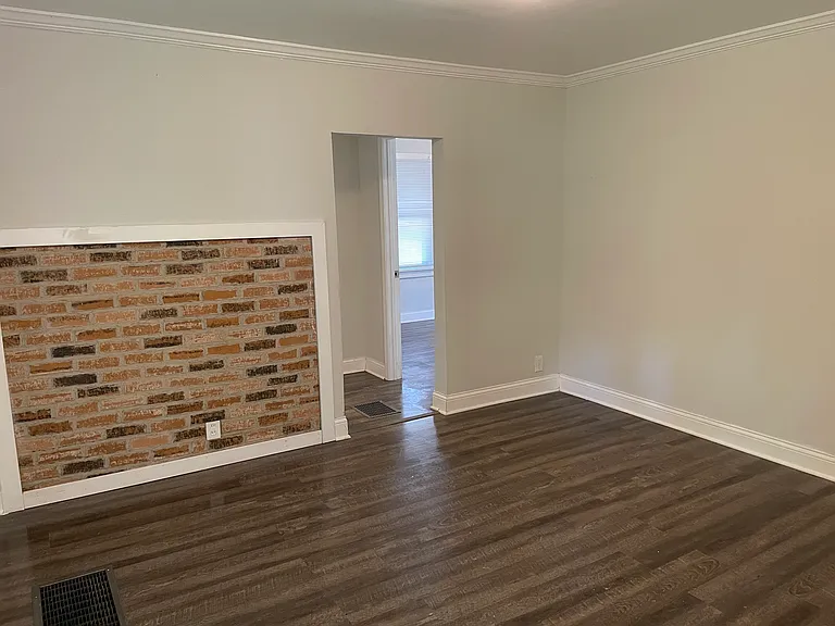 8521 Betty Lee Ave — Photo 4