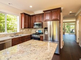12722 35th Ave NE #A, Seattle, WA 98125