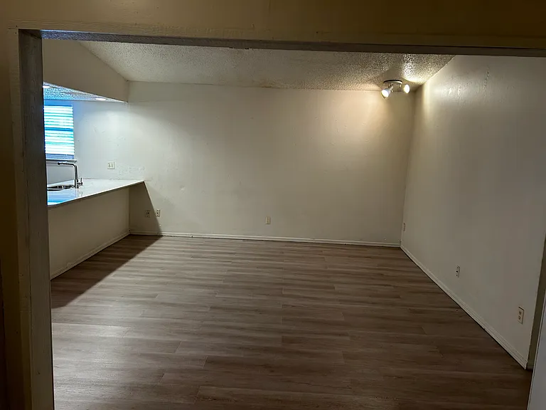 1100 SW 77th Pl — Photo 10