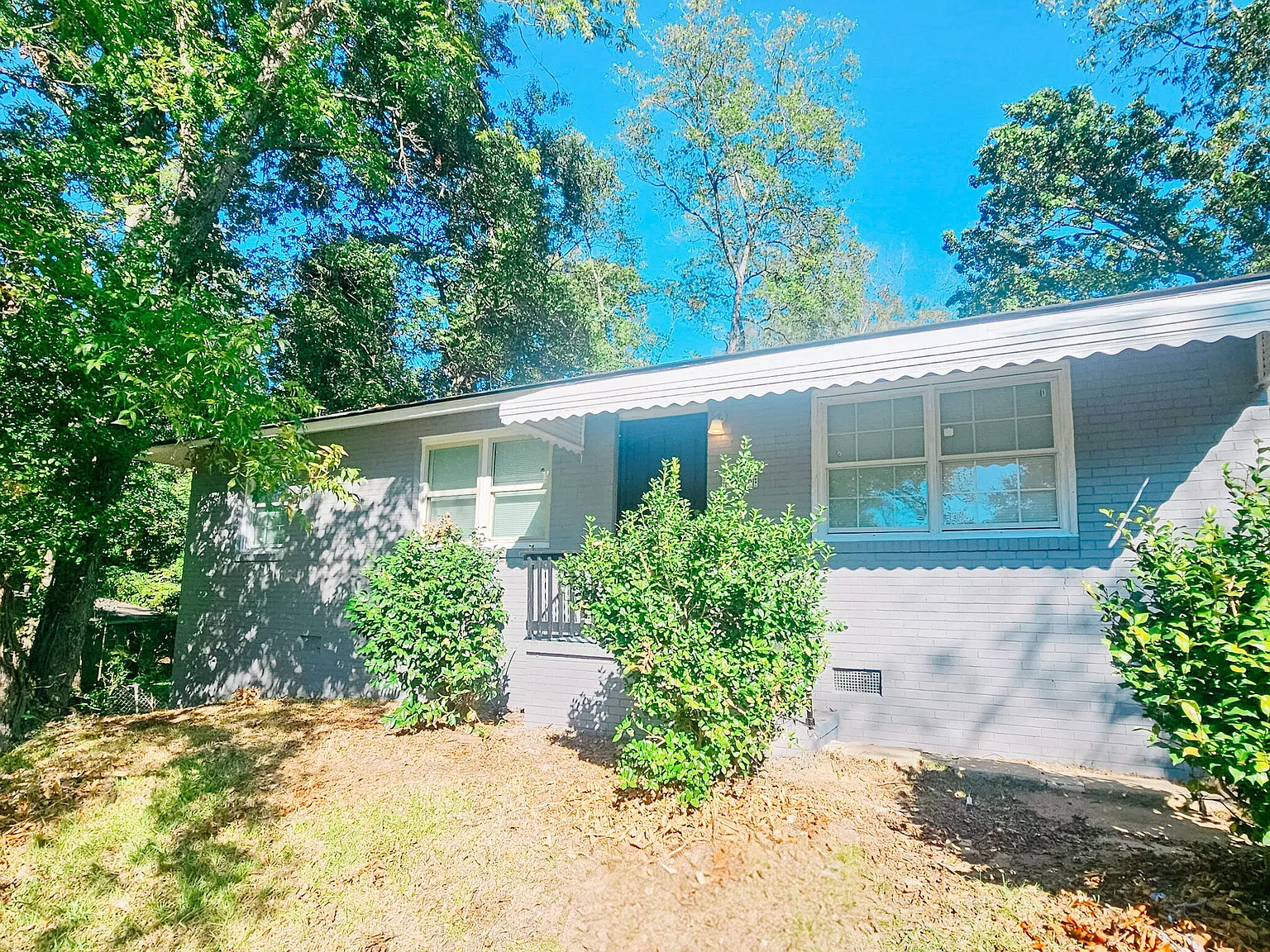 5 bed, 2.0 bath, 1600 sqft, $1,777 — Photo 1