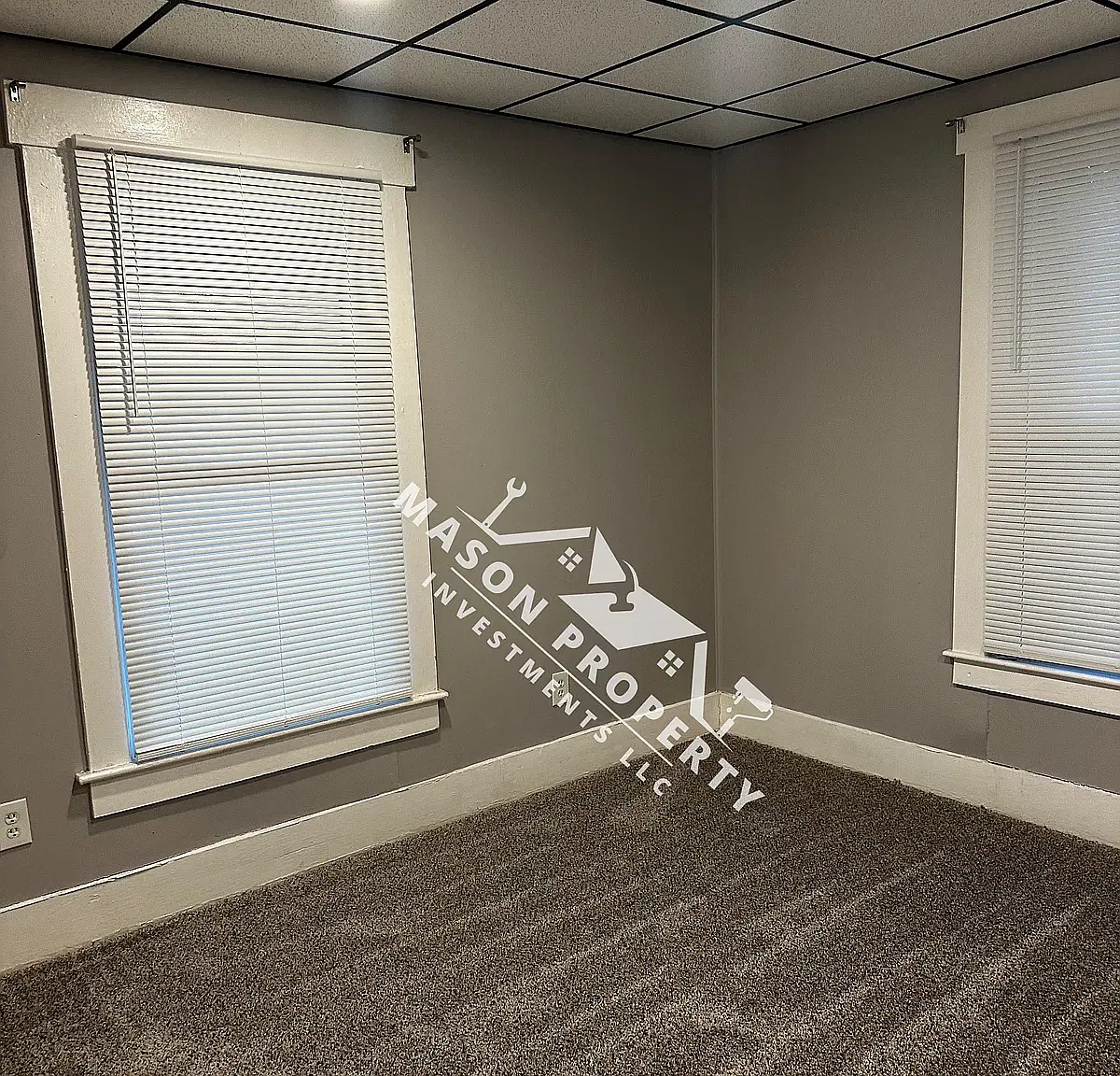 1102 Madison St — Photo 2