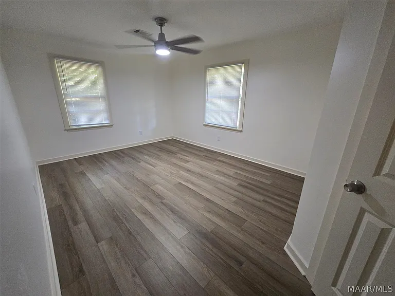 3024 Pelzer Ave — Photo 16