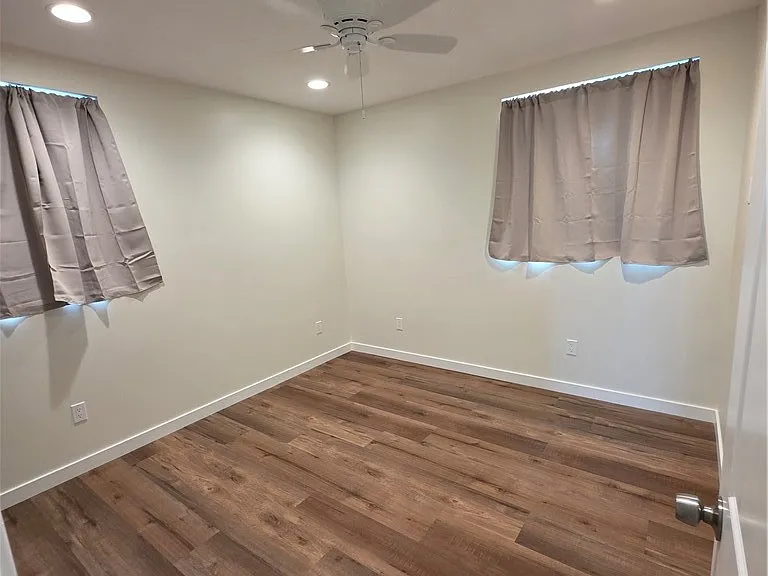 615 N Fries Ave — Photo 11