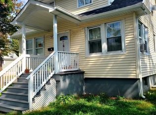 10 Ross Avenue, Bay Shore, NY