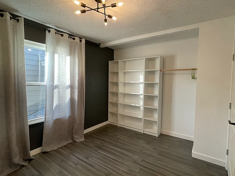 7257 Coronado Cir — Photo 16