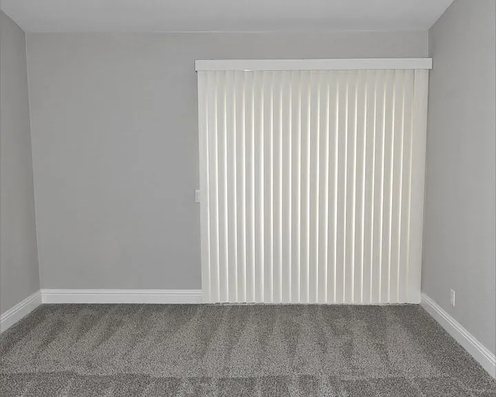 1175 Glenda Way — Photo 12