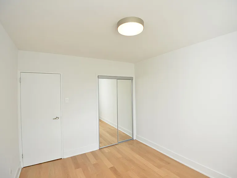 36 Castle Frank Rd — Photo 21