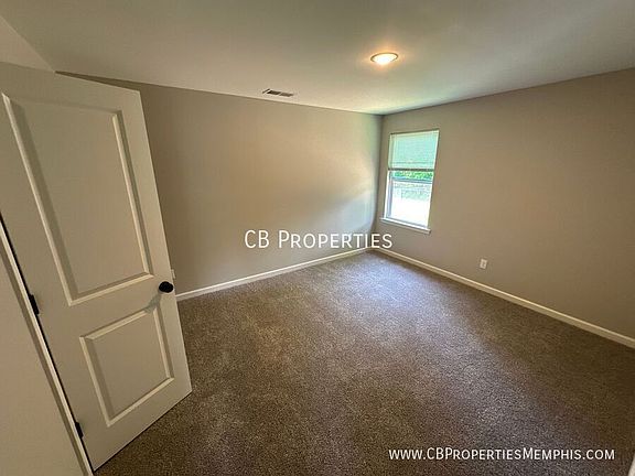 4th image of 873 Decatur St