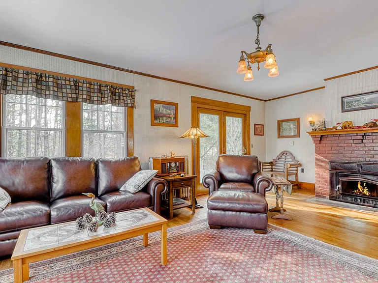 66 Riverbank Rd — Photo 9