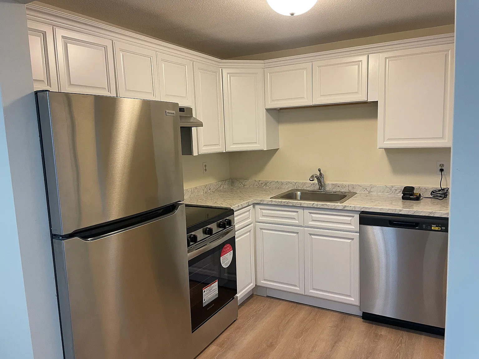 Grafton Colonial Apartments — Photo 2