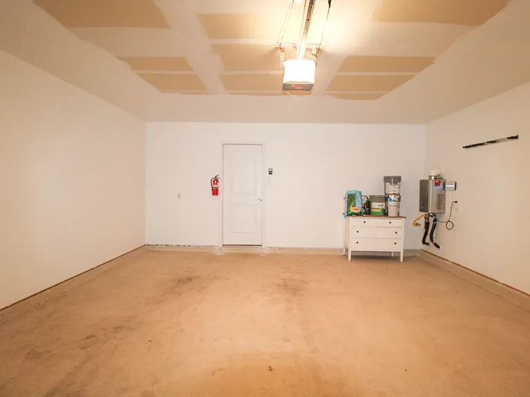 3642 Millbrook Way — Photo 37