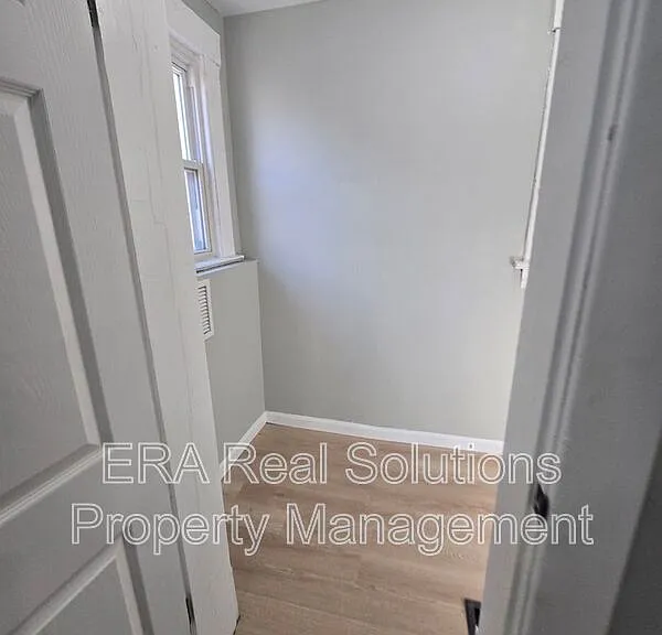 730 S Ohio Ave — Photo 9