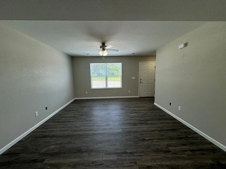 108 Anna Marie Dr — Photo 7
