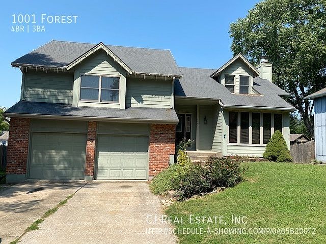 1st image of 1001 NW Forest Dr