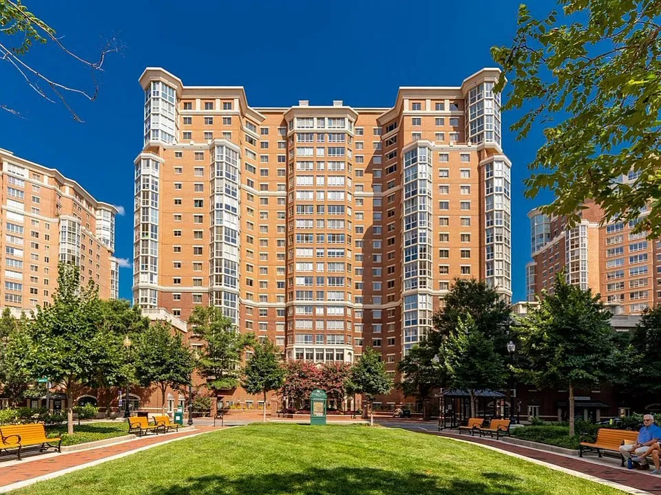 2181 Jamieson Ave #508
