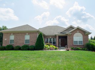 407 Chapel Dr, Springboro, OH 45066