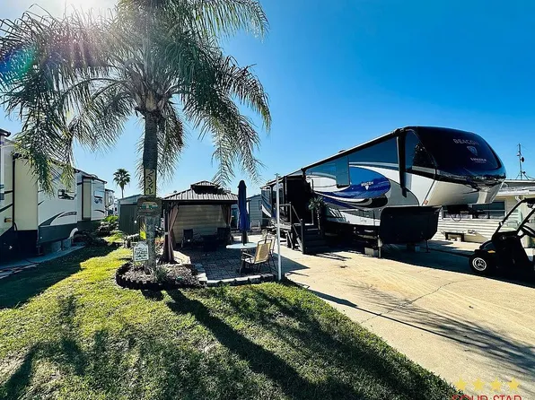 2344 Ash Village St, Orange City, FL 32763