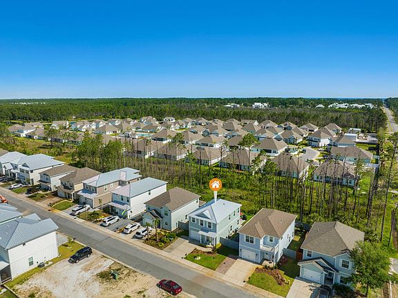 3rd image of 34 Woodshire Dr