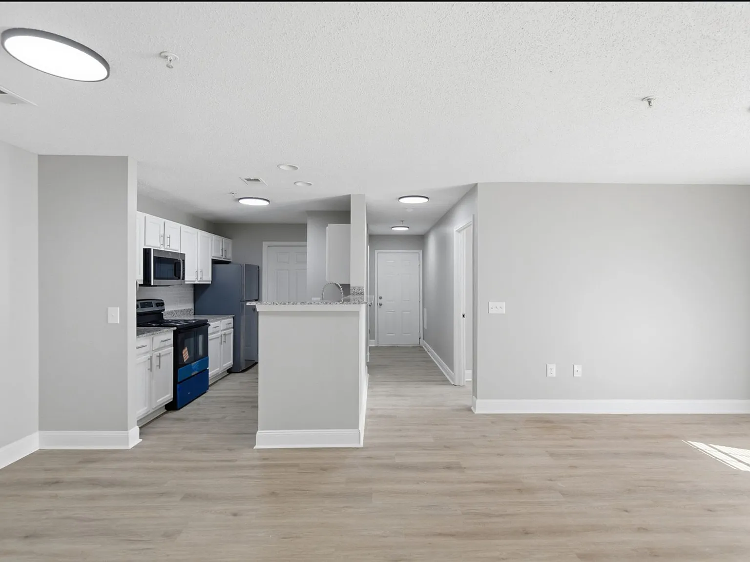 Cottonwood Estates — Photo 4