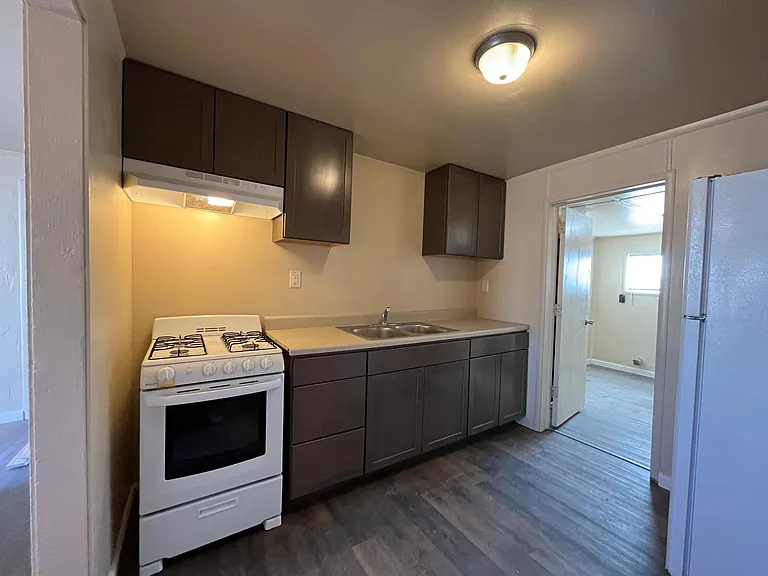 606 D Ave #606 — Photo 20