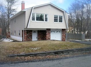 27 W Shore Ave, Hopatcong, NJ 07843
