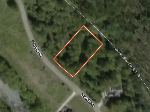 10 Elwood Dr, Hot Springs, VA 24445