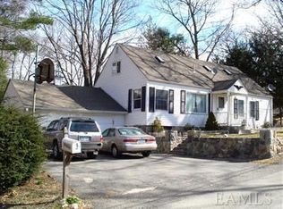 39 Interlaken Rd, Patterson, NY 12563