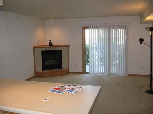 2863 Coral Ct APT 304