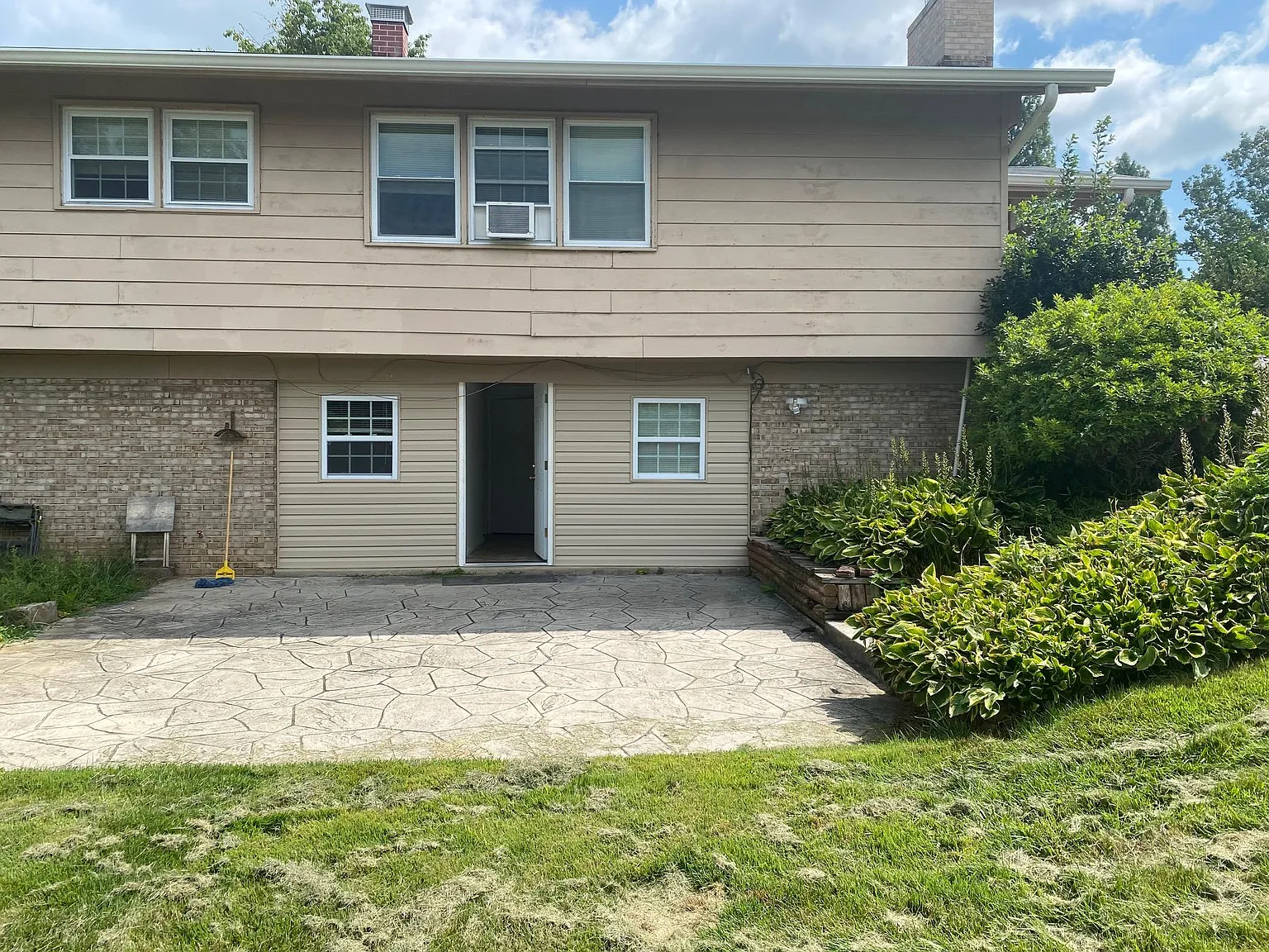 1 bed, 2000 sqft, $850 — Photo 4
