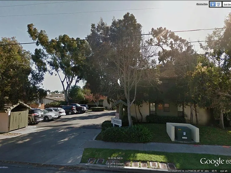 1187 Grove Ave #E — Photo 2