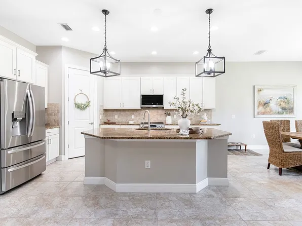 12714 Astor Pl, Fort Myers, FL 33913