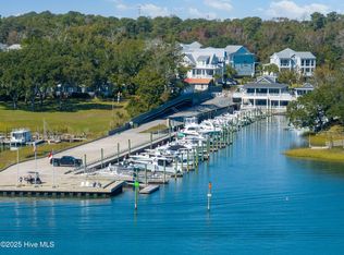 7465 Nautica Yacht Club Dr #34, Wilmington, NC 28411