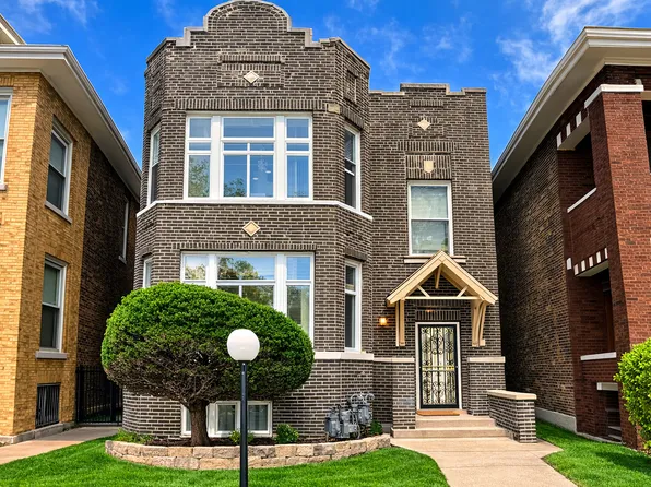 6733 S Maplewood Ave, Chicago, IL 60629