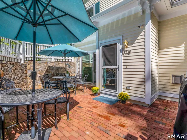 12 Cross Highway #B, Westport, CT 06880